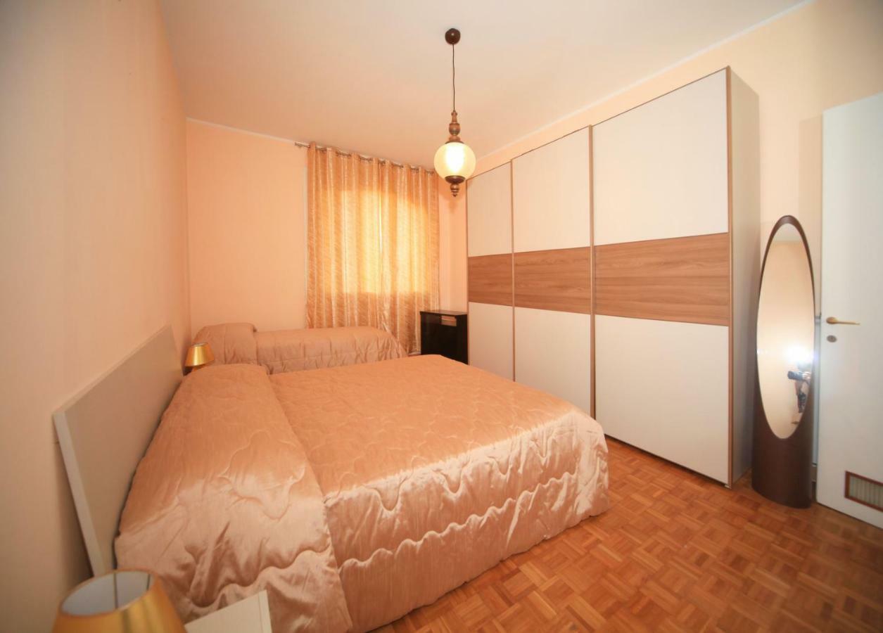 Ferienwohnung Milanomare Pietra Ligure Exterior foto